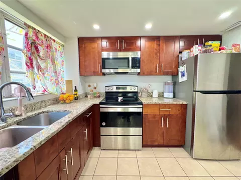 2251 NW 41st Ave #103, Lauderhill, FL 33313