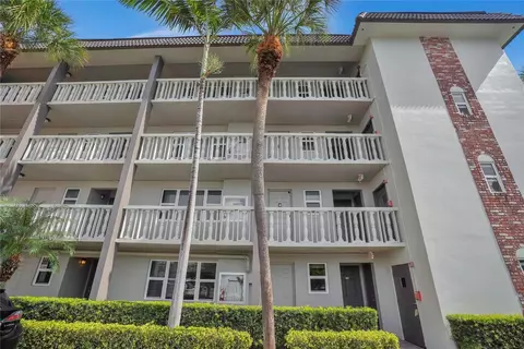 3111 NE 51st St #106C, Fort Lauderdale, FL 33308
