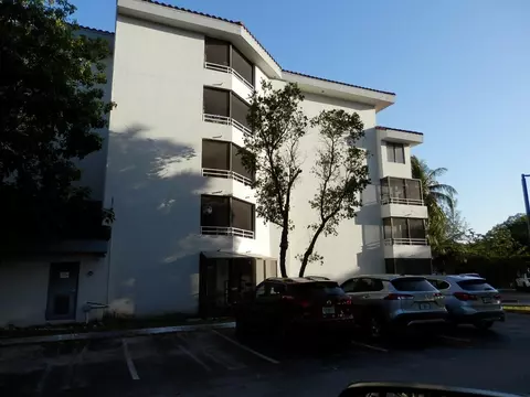 8305 SW 152nd Ave #A111, Miami, FL 33193