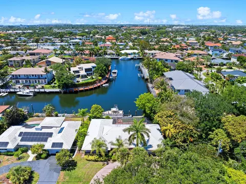 4051 NE 26th Ave, Lighthouse Point, FL 33064