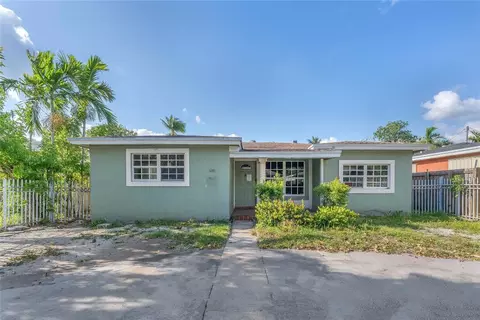 2538 Rodman, Hollywood, FL 33020