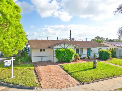 6471 Pershing, Hollywood, FL 33024