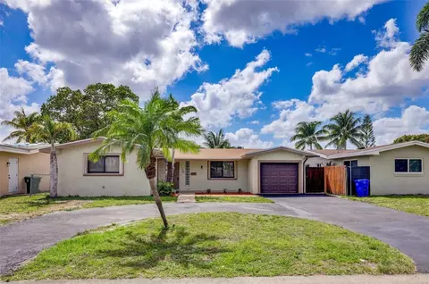 1120 NW 83rd, Pembroke Pines, FL 33024