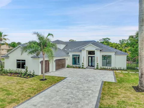 4576 Hunting Trl, Lake Worth, FL 33467