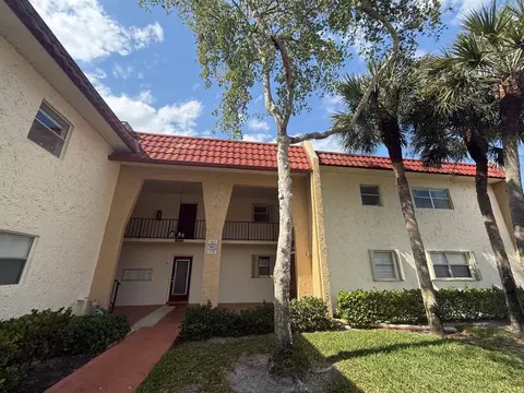 165 Lake Carol Dr #165, West Palm Beach, FL 33411