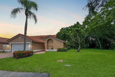 10619 Ladypalm Ln #B, Boca Raton, FL 33498