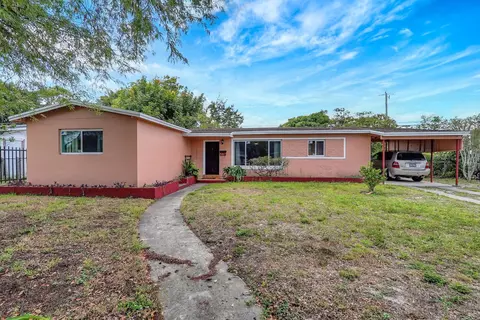 1340 NW 181st St, Miami, FL 33169