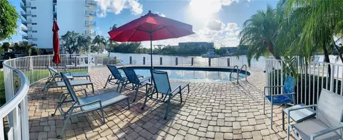1705 N Riverside #2, Pompano Beach, FL 33062