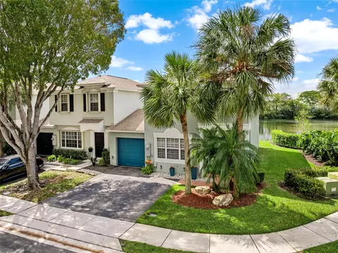 9560 E Plum Harbor Way #9560, Tamarac, FL 33321