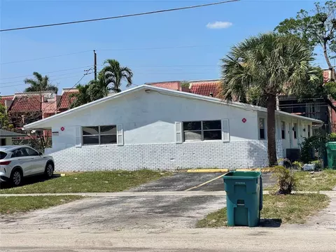 5631 NW 15th St, Lauderhill, FL 33313