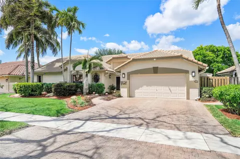 10361 NW 18th Pl, Plantation, FL 33322