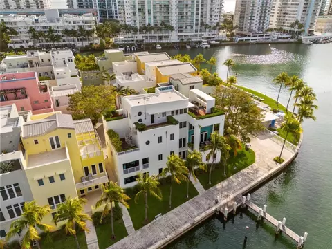 6001 Laguna Path, Miami Beach, FL 33141
