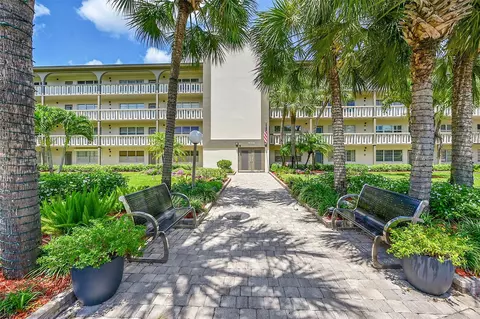 4701 Martinique Dr #K1, Coconut Creek, FL 33066