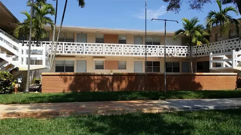 3501 Van Buren #3, Hollywood, FL 33021