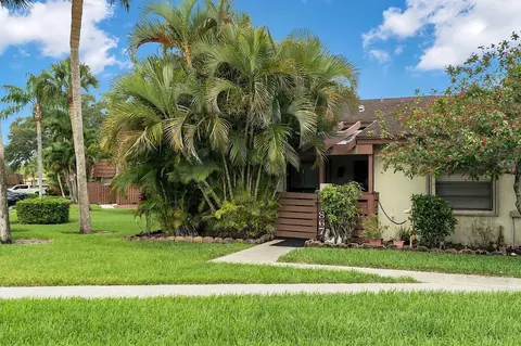 11867 SW 12 Pl, Davie, FL 33325