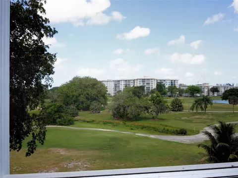 2901 S Palm Aire Dr #408, Pompano Beach, FL 33069