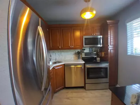 8390 Lagos De Campo Blvd #203, Tamarac, FL 33321