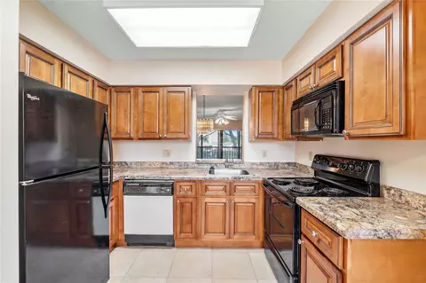14376 Amberly Ln #202, Delray Beach, FL 33446