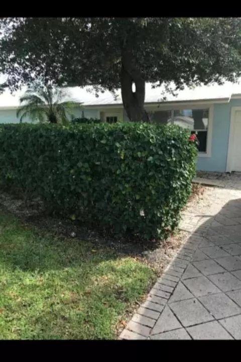 7982 SE Helen Ter, Hobe Sound, FL 33455