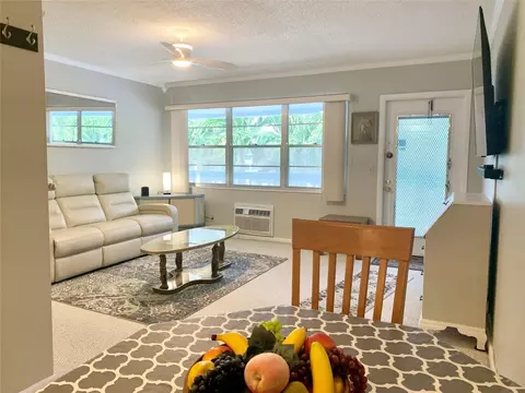 16 Newport Cres #16A, Deerfield Beach, FL 33442