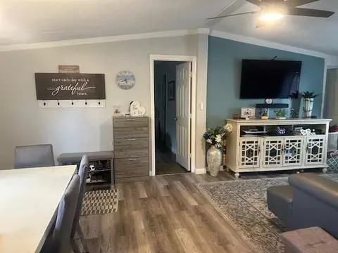 534 SW 133, Davie, FL 33325