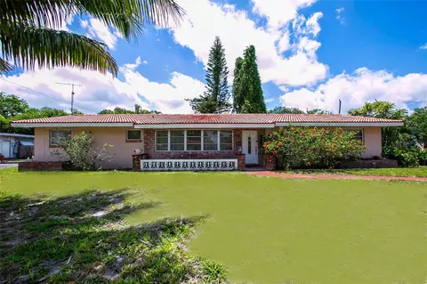 6820 SW 15th, Pembroke Pines, FL 33023