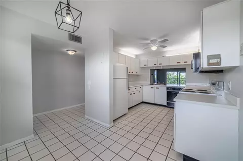 10315 NW 24th Pl #407, Sunrise, FL 33322