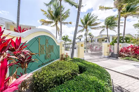 2660 NE 8th Ave #212, Wilton Manors, FL 33334
