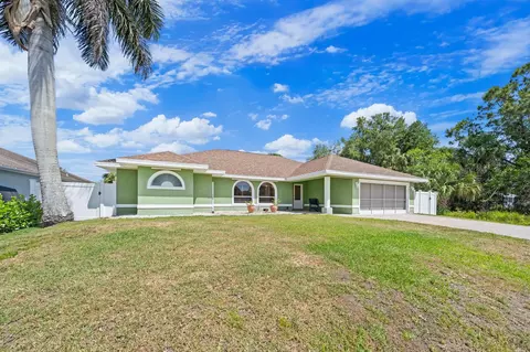 585 Cavern Ter, Sebastian, FL 32958