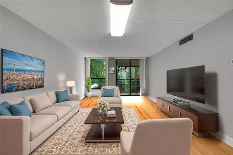 7750 W Mcnab Rd #308, Tamarac, FL 33321