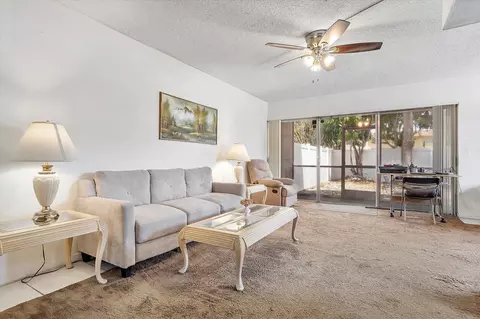 4056 SW 67th Ter #10, Fort Lauderdale, FL 33314