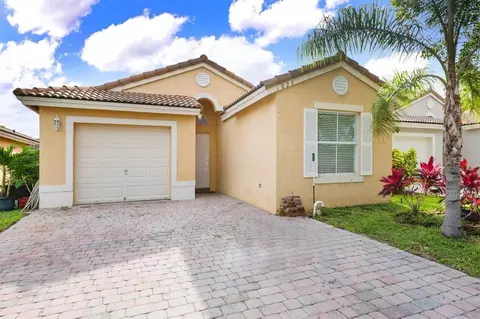 1020 SE 20th, Homestead, FL 33035