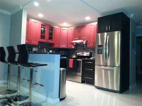 2455 NE 51st St #E103, Fort Lauderdale, FL 33308