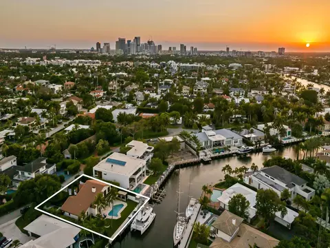 2411 Desota, Fort Lauderdale, FL 33301