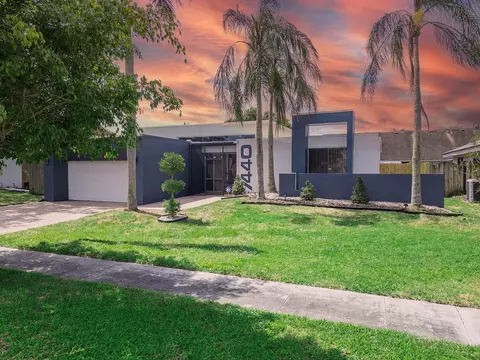 7440 NW 35th Ct, Lauderhill, FL 33319
