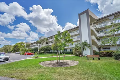 2903 Victoria #C2, Coconut Creek, FL 33066