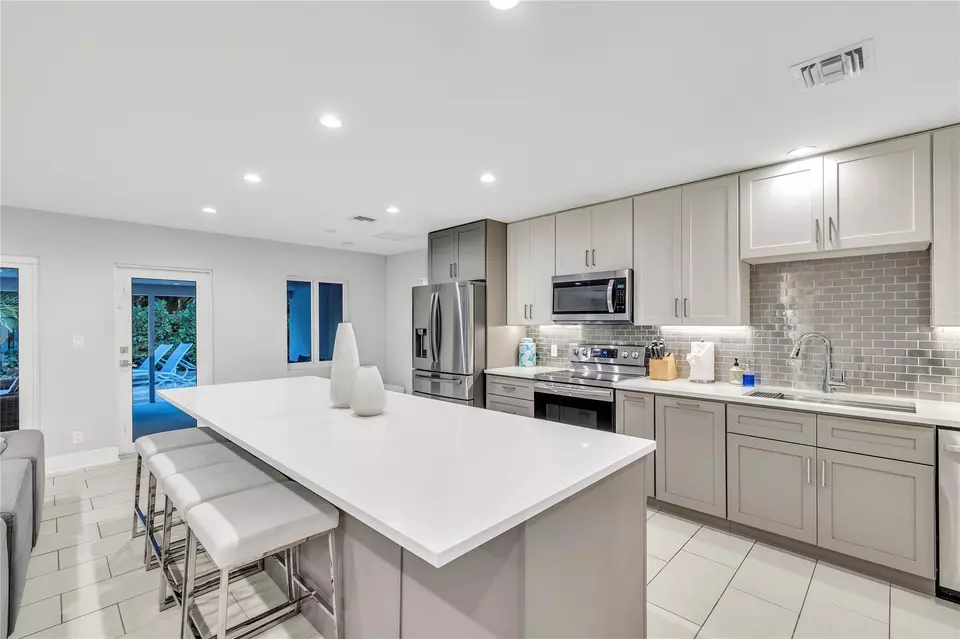 Kitchen - 2120 NE 34th Ct, Lighthouse Point, FL 33064 photo 1 of 6