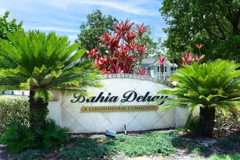 1060 Crystal #104, Delray Beach, FL 33444