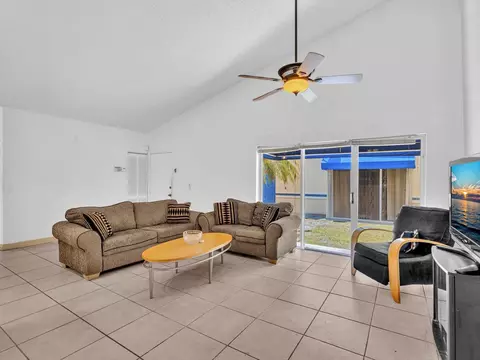 5201 SW 31st Ave #255, Fort Lauderdale, FL 33312