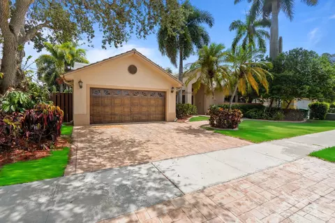 12626 SW 9th Pl, Davie, FL 33325