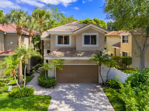 10657 NW 1st, Plantation, FL 33324