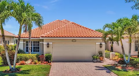 8895 Lake Park, Davie, FL 33328