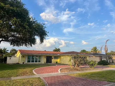 4901 Mckinley, Hollywood, FL 33021
