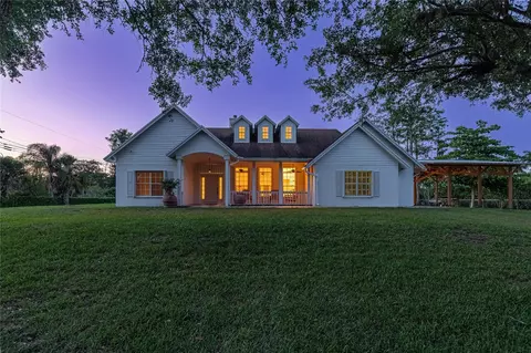 13105 Raymond Dr, Loxahatchee Groves, FL 33470