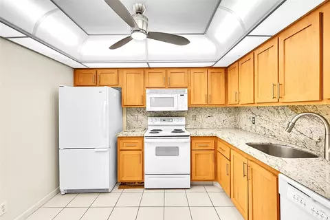 1902 Bermuda #H3, Coconut Creek, FL 33066