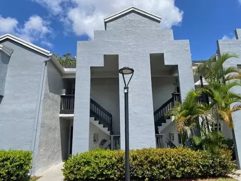 530 SW 113th #530, Hollywood, FL 33025