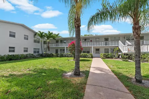 333 Tilford P #333, Deerfield Beach, FL 33442