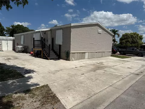 710 SW 134th Ave, Davie, FL 33325