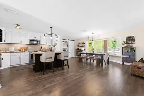 10540 NW 37th Ct, Coral Springs, FL 33065