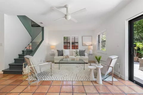 281 NE 16th #401, Fort Lauderdale, FL 33305